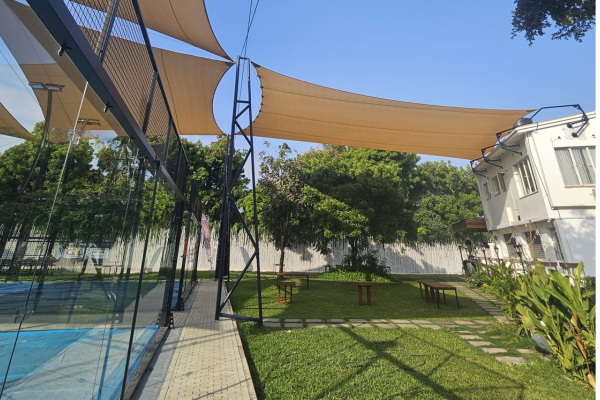 Non - Waterproof  shade sails 